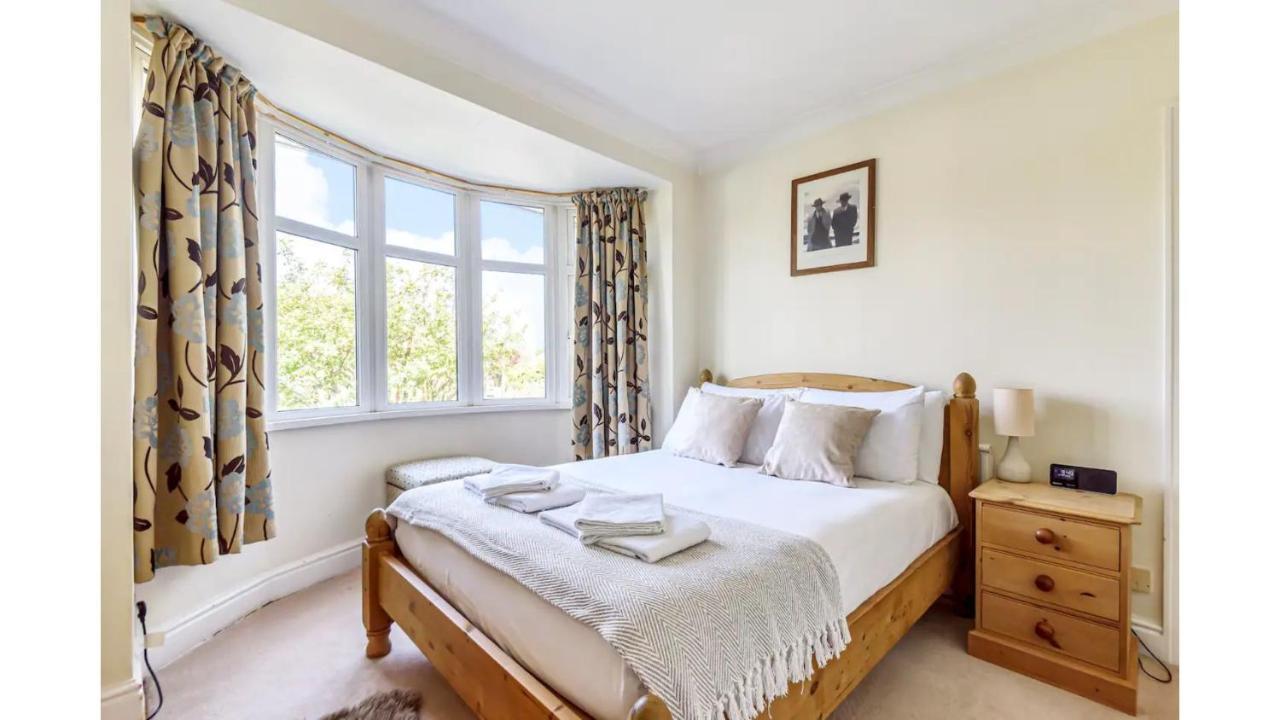 Pass The Keys Lovely 3 Bedroom Garden In Casa de férias Oxford